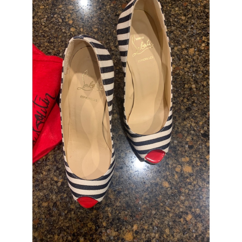 Christian Louboutin espadrilles/ wedge - Nautical vacation - Picture 3 of 12